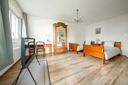 GF Rooms with Stunning Lake View & Garden Access chambre d'hôte Saint-Gingolph