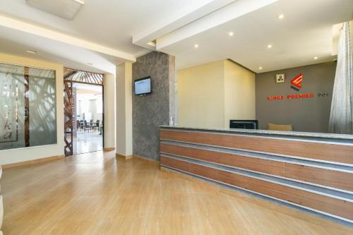 Kings Premier Inn - Tap to explore photos