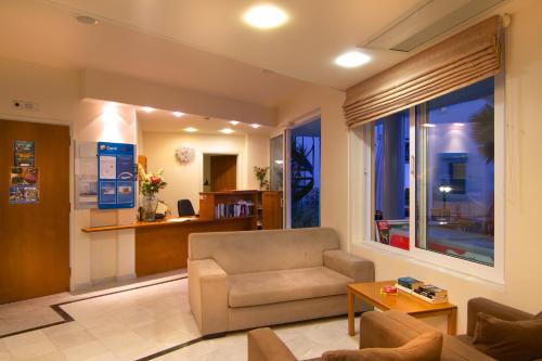 Lobby, Radamanthy's Hotel Apartments in Arkadi