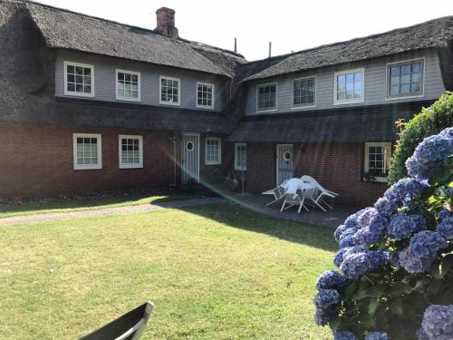 Altes Friesenhaus West in Grossmorsum