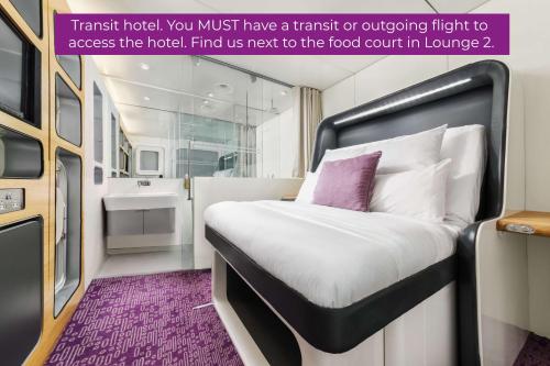 YOTELAIR Amsterdam Schiphol