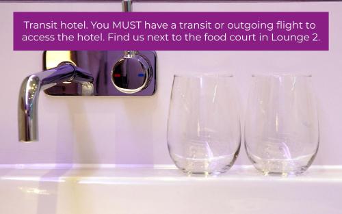 YOTELAIR Amsterdam Schiphol Transit Hotel - image 4