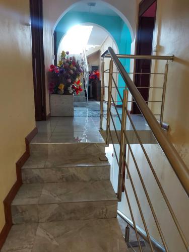 SkylineInn Hotel 2