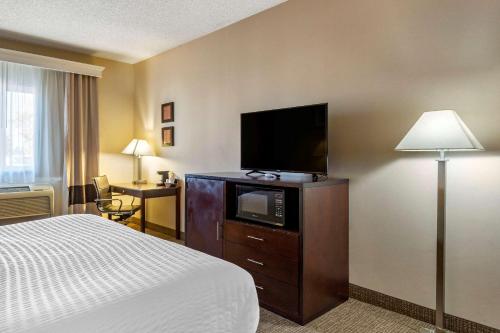 Comfort Inn & Suites Seattle North