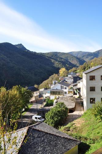Apkārtne, Ollar do Cido in Seoane