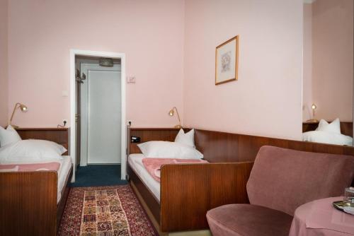 Classic Single Room room in Pension Neuer Markt