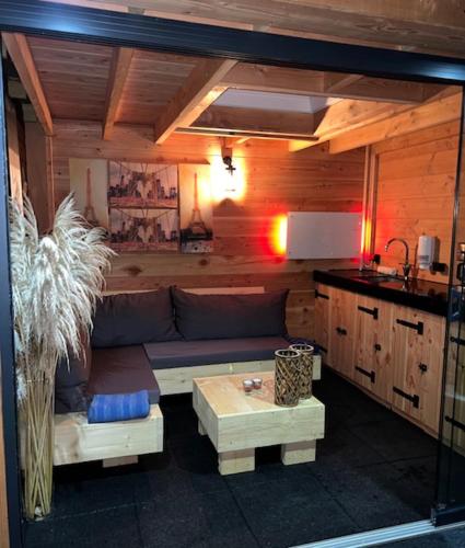Wellness Bungalow Bolder 5p Amsterdam and the beach in Opmeer
