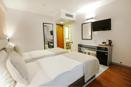 Marble Hotel - image 10