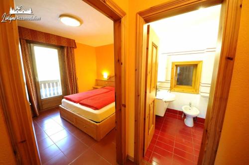 Apartments In Casa Florin - image 10