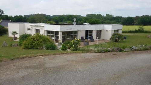 Maison contemporaine gîte à louer Saint-Laurent-sur-Oust