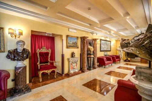Aurelius Art Gallery Hotel - image 8
