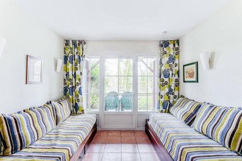 1 double bed, 2 sofa beds