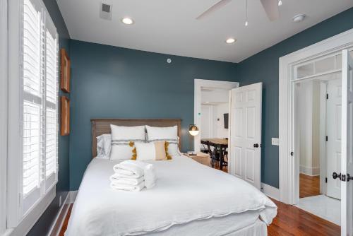 The Quarters on Spring The Quarters on Spring