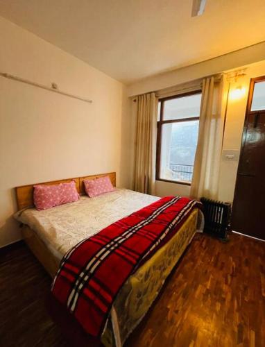 Cozy riverside Apartment in Manali-Dobhi