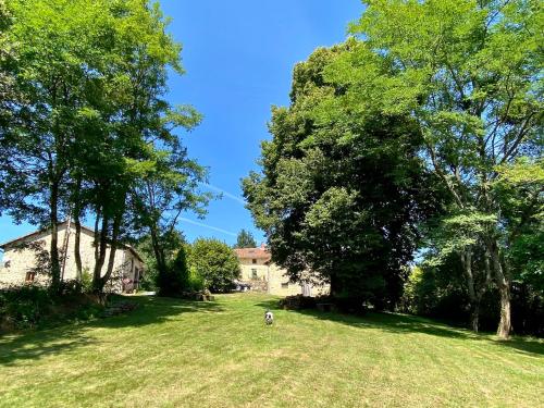 Garden, La Porcherie in Saint-Mathieu