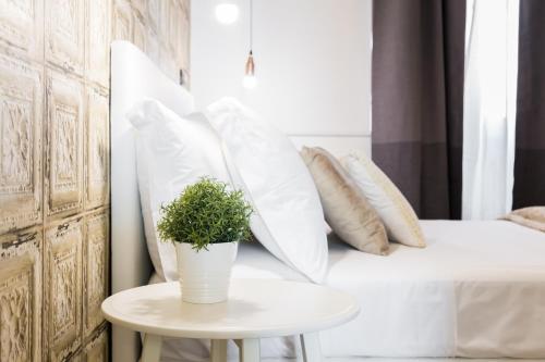 BMGA l Glam Industrial 3-Bed Apartment in Termini, Roma (foto 5)