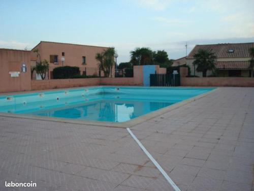 MAISON 80 M² AVEC PISCINE, CLIMATISATION, WIFI-800 M de la PLAGE gîte à louer Golf Saint-Cyprien