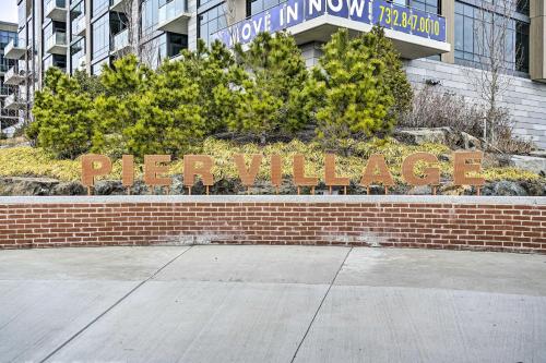 Long Branch Apartment 1 Mi to Beach, Pier Village in Long Branch (New Jersey)