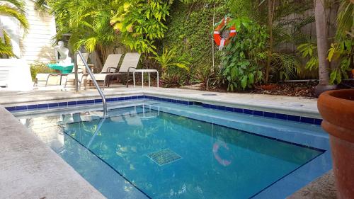Authors Guesthouse Key West