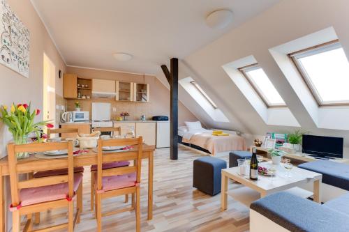 Jane's Charming Apartment - image 5