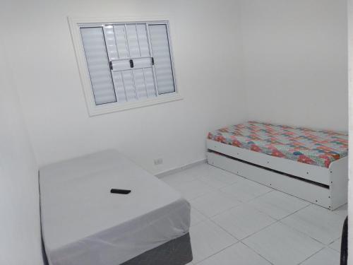 Linda Casa 3 quartos acomoda 10 pessoas há 15 km da praia da Enseada - image 3
