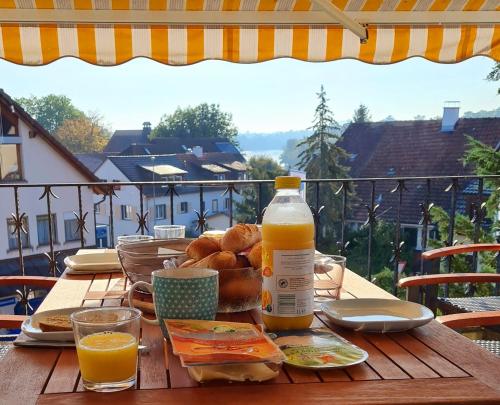 Ferienwohnung Rheinblick in Büsingen -keine Monteure- (Ferienwohnung Rheinblick in Busingen -keine Monteure-) in Busingen am Hochrhein