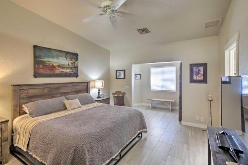 Lake Havasu Golf Course Home with Private Pool and Patio - image 9