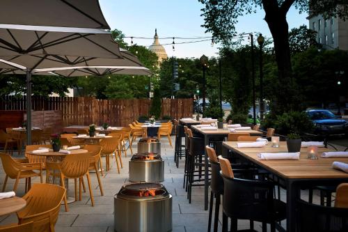 346476763 YOTEL Washington DC