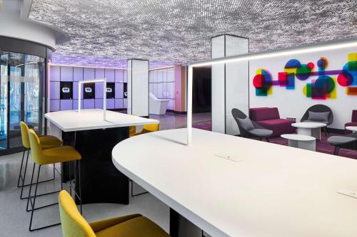 346476863 YOTEL Washington DC