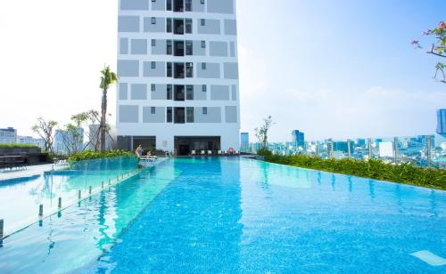 Swimming pool, ANNIE SAIGON APARTMENT - RIVERGATE RESIDENCE in District 4