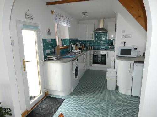 Jade Cottage - image 12