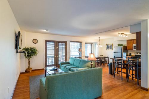 2 bedrooms, 4 beds
