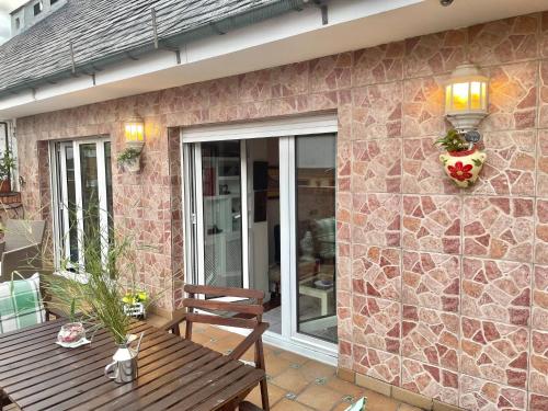  Cental Penthouse, Parking, Wifi, Recently Renovated in Oviedo