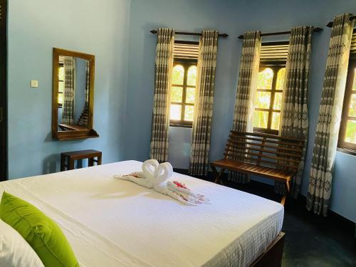 Deluxe Double Room image 10