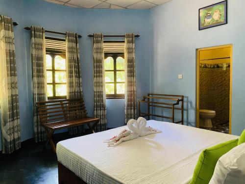Deluxe Double Room image 6