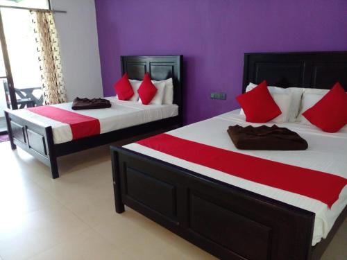 Triple Room with Terrace image 10