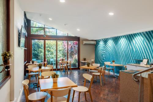 Cremorne Point Manor - image 10