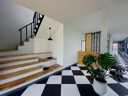 บ้าน ชลรพี Baan Chonrapee near Wat Saranat Thammaram