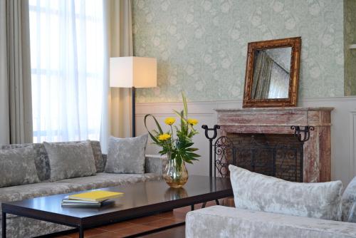 34652909 Casa Anamaria Hotel