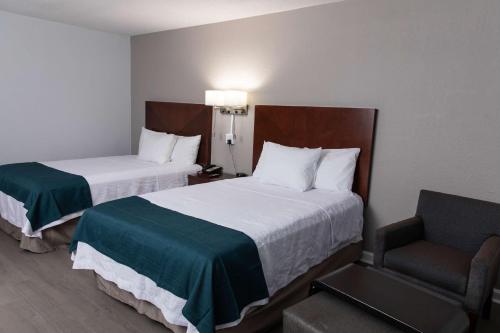 Days Inn by Wyndham Ocala West - image 7