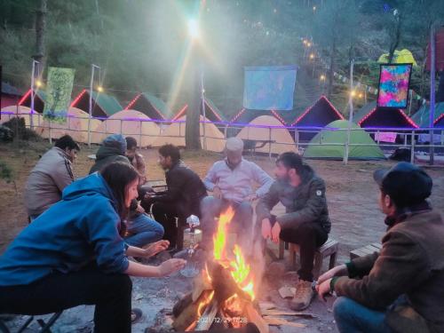 Himtrek Riverside Camps, Kasol