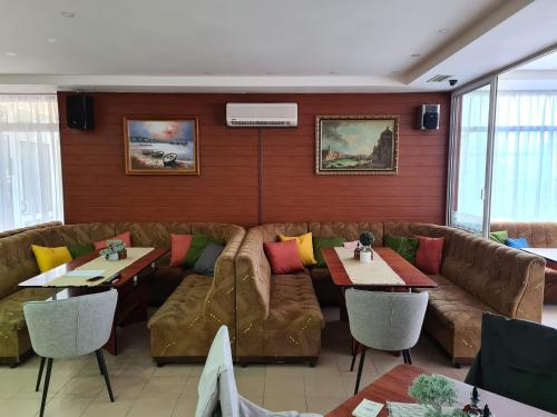 餐廳, HOTEL PARIS Relax Zone in 巴爾奇克