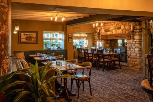 Restaurant, Bowl Inn in Almondsbury