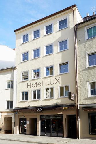 Hotel Lux