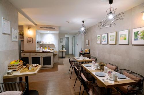 Best Western Plus Hôtel Littéraire Marcel Aymé - image 2