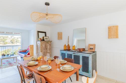 Three-Bedroom House image 5