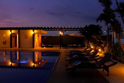 Плувен басейн, Hotel Trinitarias Suites in Баркисимето