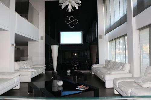 Зручності, HOTEL QUADRIFOGLIO in Pomigliano D'Arco