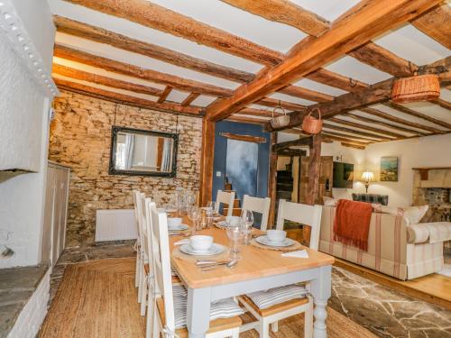 Buitenkant, Fox Den Cottage in Castle Combe