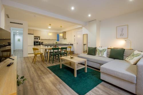 Apt with Fluffy Beds & Private Patio, Valencie